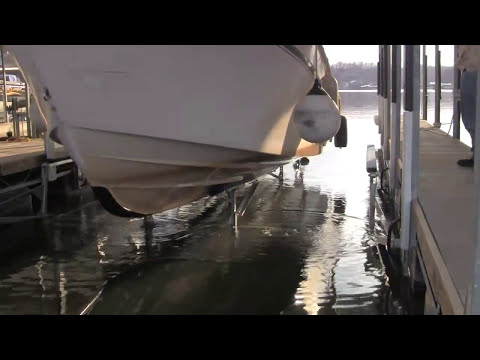 Видео: Плавучий ли UHMW в воде?
