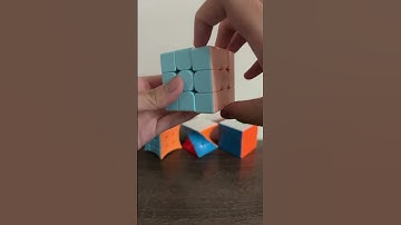 Loop? 🔁 #rubikscube #satisfying #solves #shorts