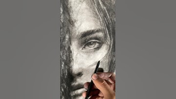 Sneak peak at the new Woodless charcoal pencil I developed for Mad Art Materials #charcoal #drawing