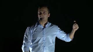 A solution for traffic accidents | Mohammed Hikmat | TEDxDuhok
