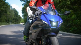 Yamaha R7