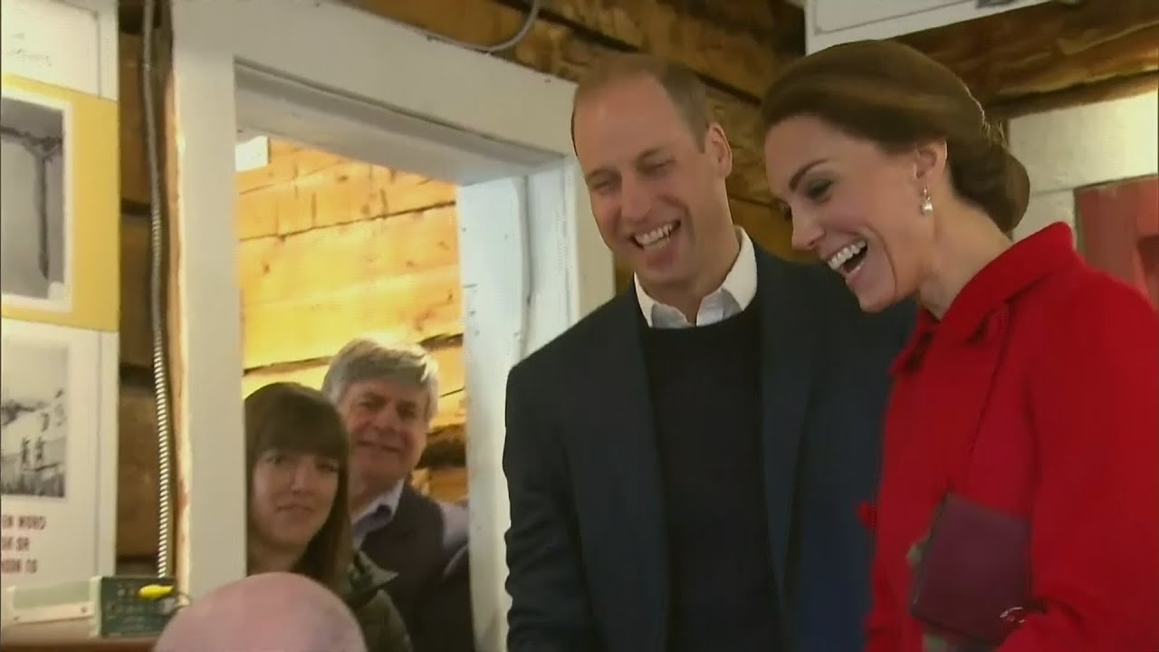 Will and Kate send first joint tweet on Canada tour