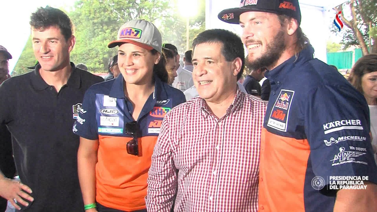 Jefe de Estado ofreció una recepción en honor a los pilotos del Rally Dakar 2017 - YouTube