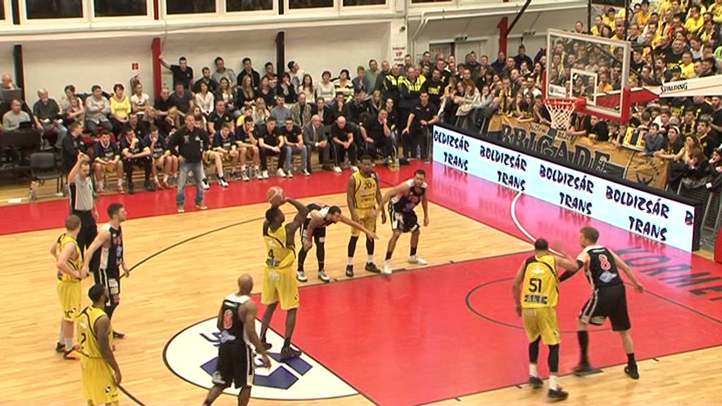 Egis Körmend – Falco-Trend Optika KC Szombathely 100–64 2. félidő