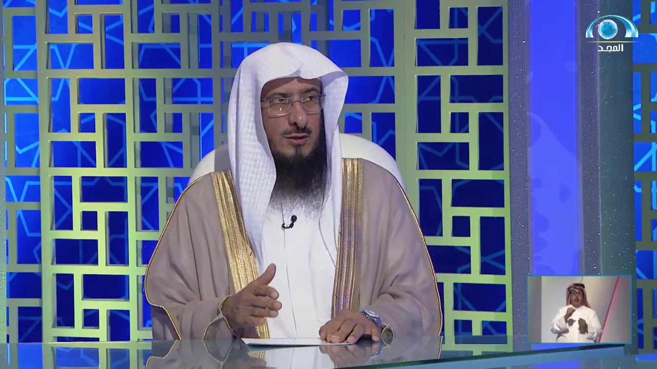 حكم الطواف والسعي بالنعال