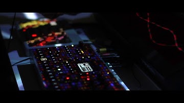 Jam on m:cycles featuring octatrack and continuum.