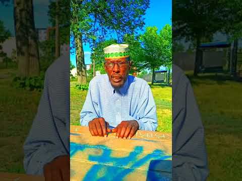 Gabay Dhexmaray Nin Majeerteen Ah Iyo Nin Madhibaan Ah Waa Gabay Quursi Ka Dhex Muuqdo