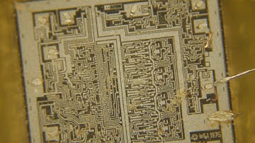 #309 Intel 8224 clock chip under microscope
