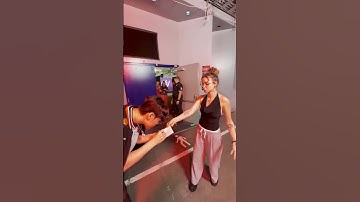 Laure catches Oner aura farming ✨