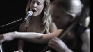 All Smiles Live - Umeå 2000