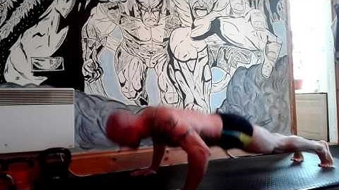 Flying Superman Push up in slow motion at 90kg bodyweight