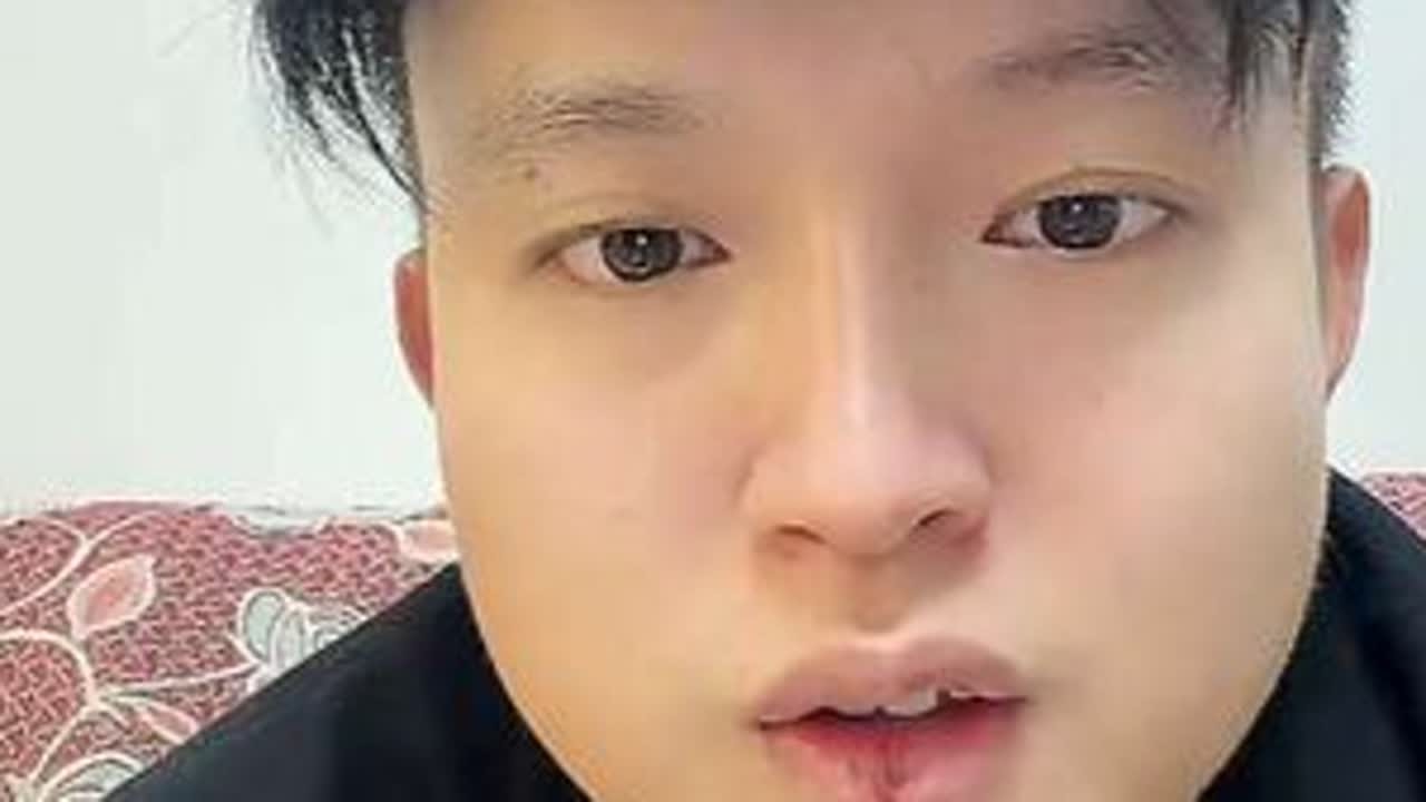 为了给小松减轻压力，老松想去打工。 #小松秋秋在越南 #越南媳妇 #越南建房