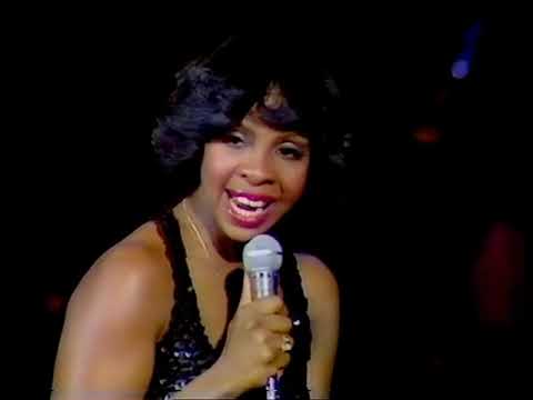 Видео: Нетна стойност на Gladys Knight: Wiki, женен, семейство, сватба, заплата, братя и сестри