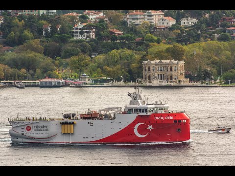 Seismic research vessel Oruç Reis transits Istanbul strait towards Mediterranean - Oct 14, 2022
