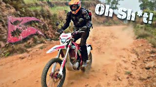 Rented Cheap Chinese Knockoff Dirtbike in Nepal and it‘s f***ing AWESOME!🇳🇵 screenshot 2