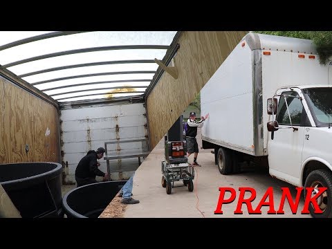 box-truck-train-prank