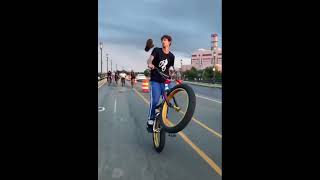 Трюки на BMX #shorts #foxy #приколы #рекомендации #on #bike #тренды #bmx #