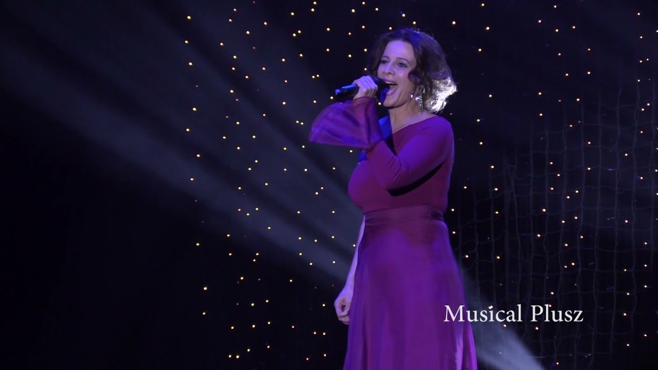 Polyák Lilla: : CSILLAGOK ARANYA   ( Mozart)