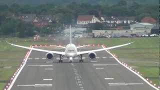 Decolagem impressionante Qatar  Airways Boeing 787 Dreamliner Display, Farnborough2012..mp4