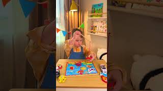 Leo Catches Sea Animals 🎣 Fun Toy Fishery Game