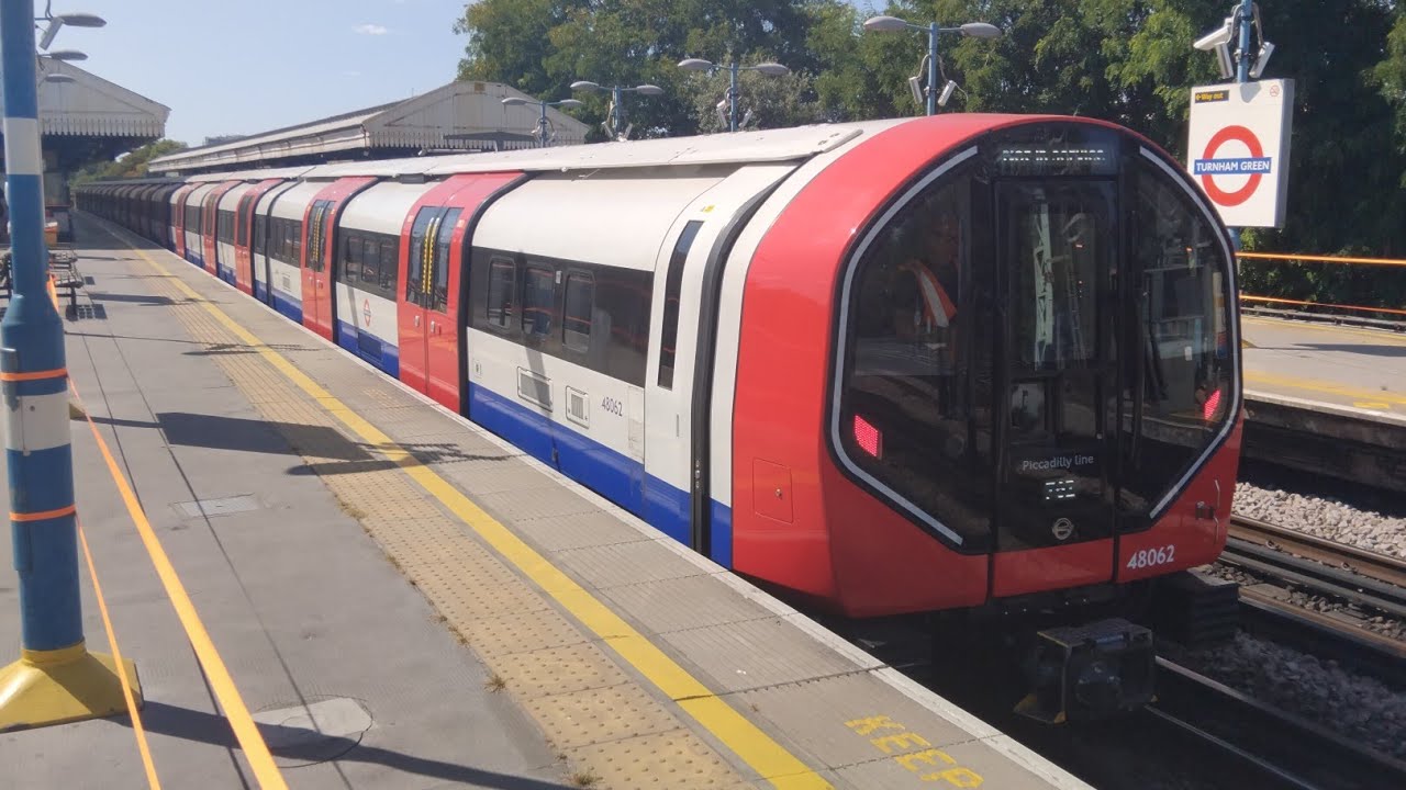 NTFL Piccadilly Line - New 2024 Stock - (762) - (38062-48062) - at