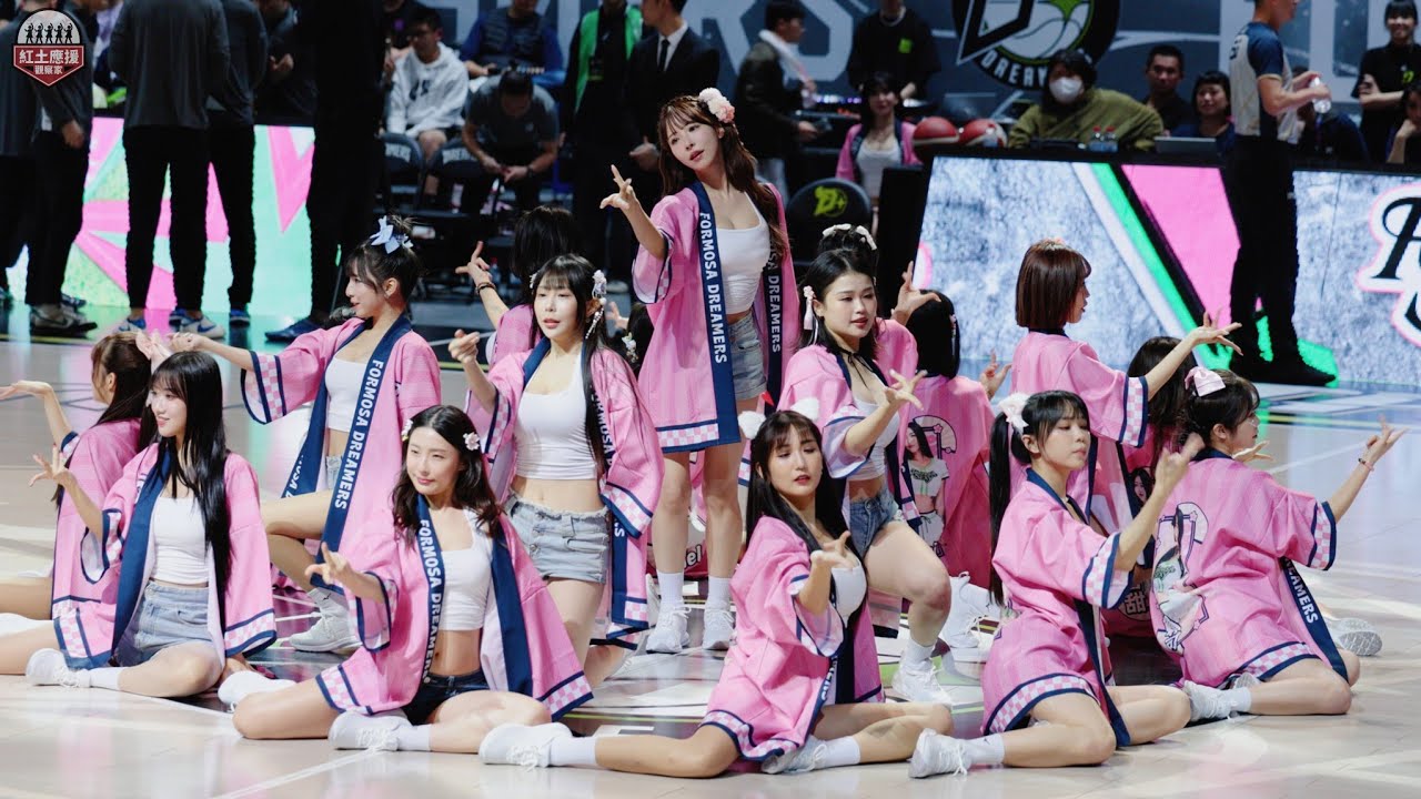 超香三上悠亞與Formosa Sexy 法披開襟中場舞表演 260118 