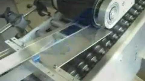 RLC5500-6-6 Horizontal Roller Conveyor System Video.mpg