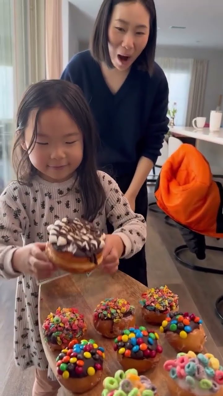 Rainbow Donut or $200?