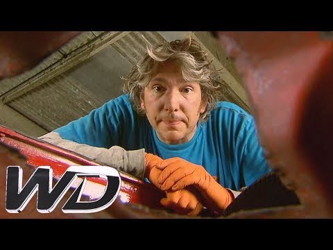 edd-saves-£350-restoring-vw-karmann-ghia's-engine-bay-|-wheeler-dealers