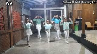 Download lagu CUBLAK-CUBLAK SUWENG AB LD | Choreo by Reni Linawati | Demo by Rayya Dance