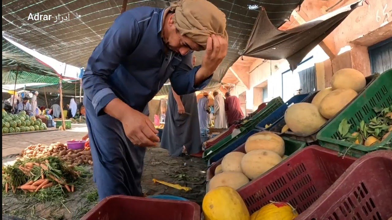 جولة في السوق الاسبوعي لتيغمي