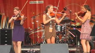 Festival De Jazz 2012 Montréal Julie Jasmin Sara Jasmin 1.Avi