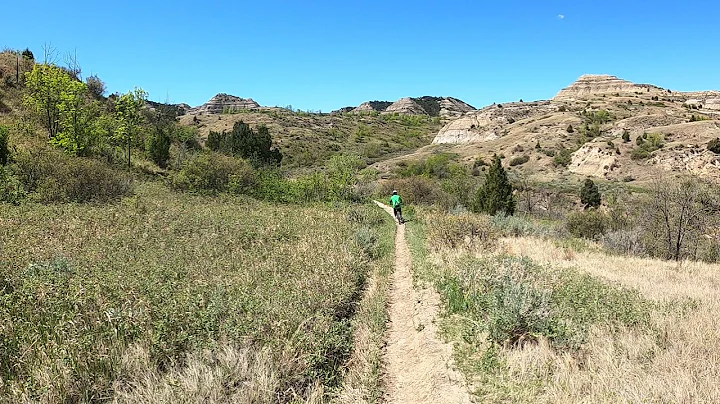 Maah Daah Hey bike trail (long-x 8002)