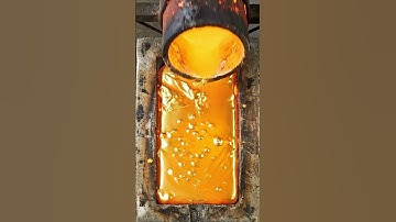 ASMR gold — extracting gold stuck to chalcedony rock using a chisel