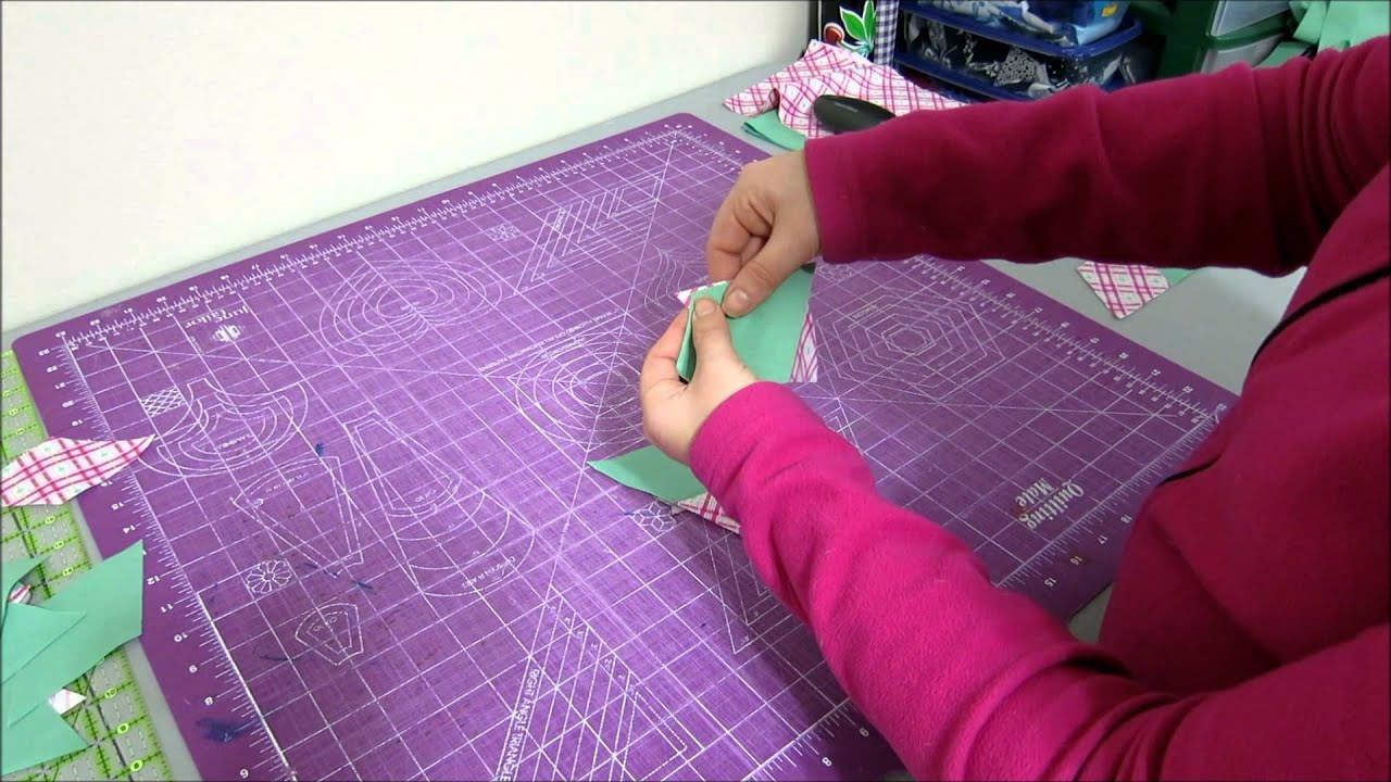 Quilting: Off-setting seams to sew together diamonds - YouTube