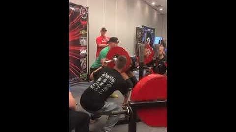 Powerlifting Squat Commands