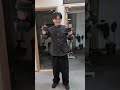 ドクターがダンベル持ってクリニックの中を歩いてた【ただの日常】
