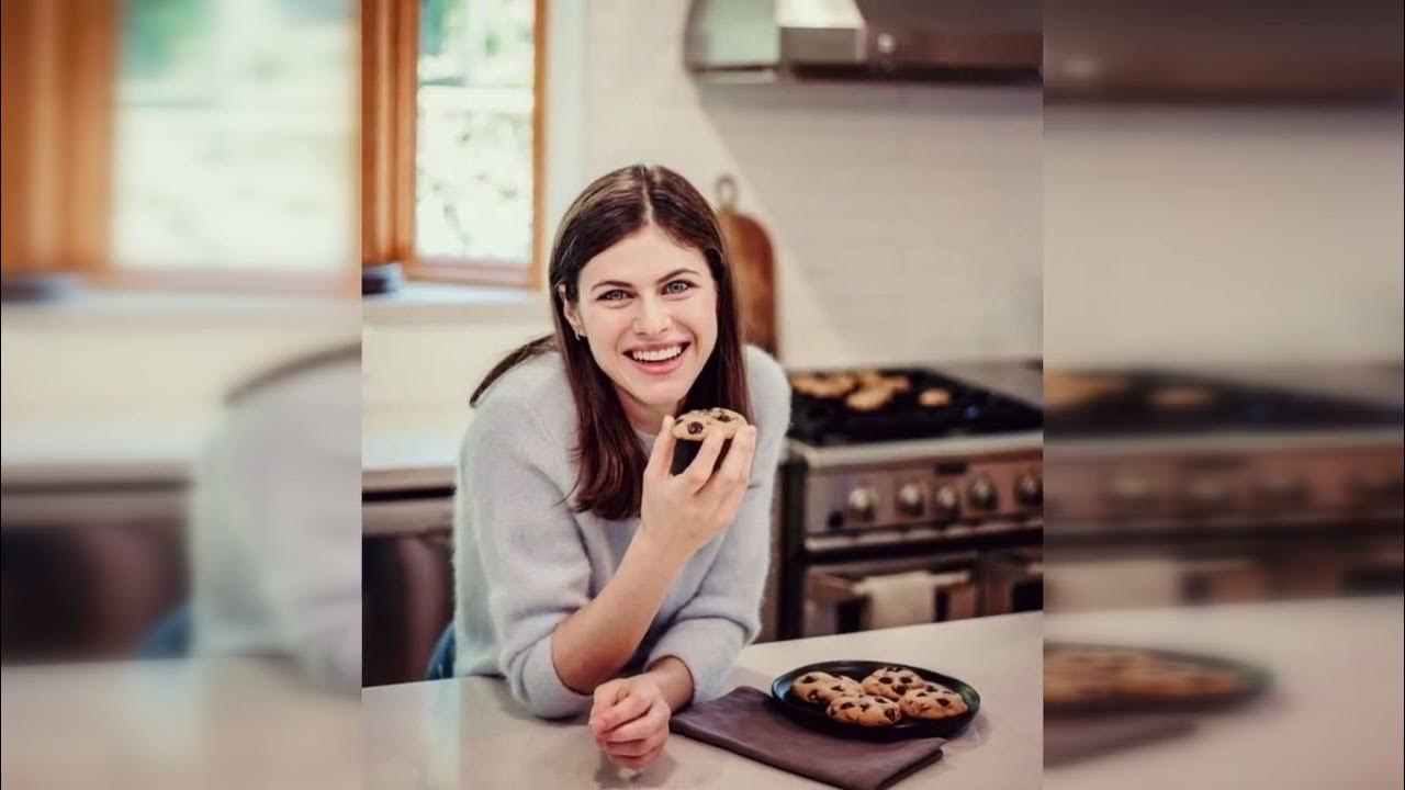 Alexandra Daddario's Diet. YouTube
