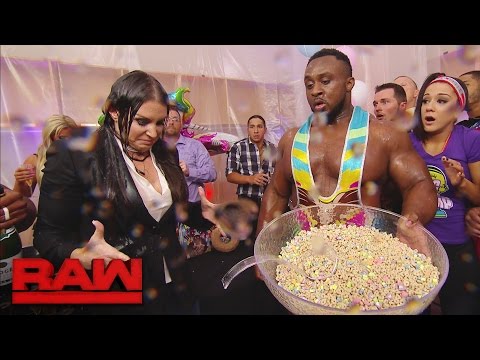 The New Day's record-breaking celebration takes a chaotic turn: Raw, Dec. 12, 2016