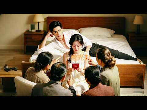 A 200-pound country girl was sent to the bed of a poor friend from abroad by her fiancé and had no choice but to obtain a certificate to preserve her fame, only to discover that he was hiding his boss, secretly making her the happiest woman! #短劇 #甜寵 #瑪麗蘇 #總裁灰姑娘