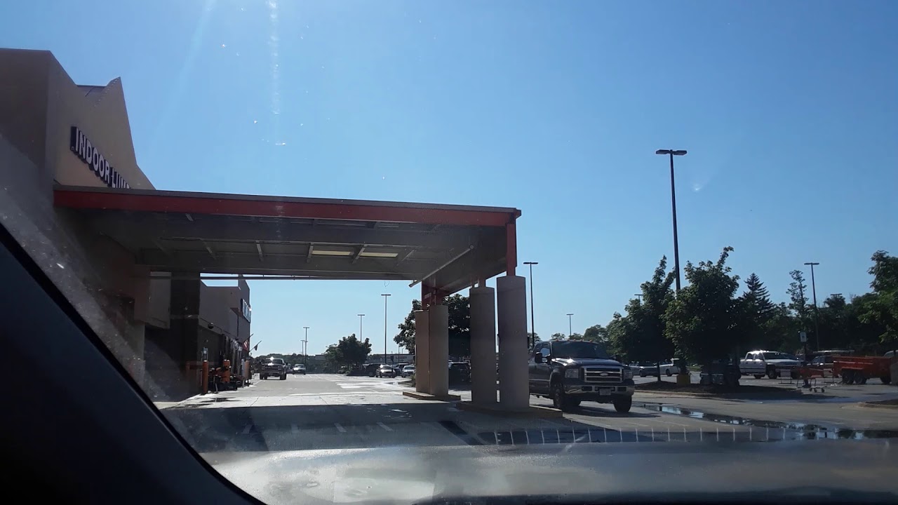 Racine Wisconsin Abandoned / Empty Toys R Us and Kmart Mini Mall