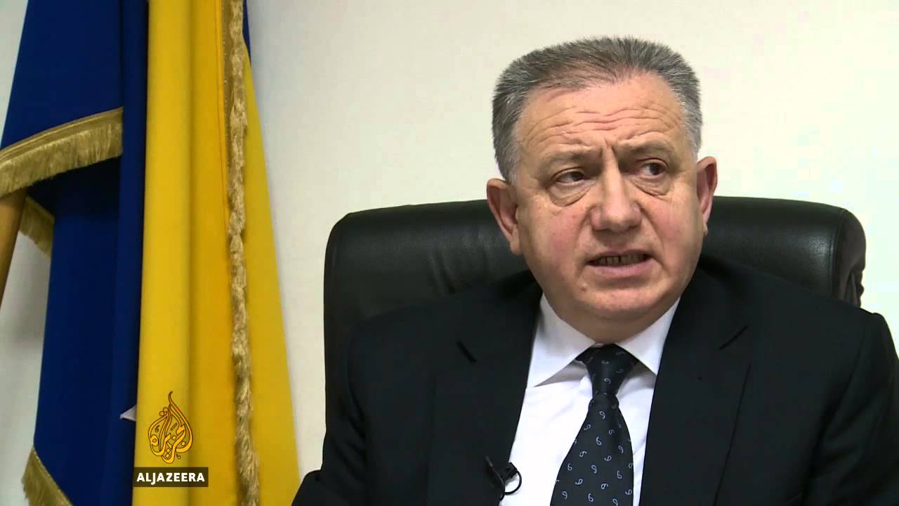 ينص القانون المقترح على إمكانية العفو عن مجرمي الحرب