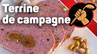 Террин по деревенски (мясной паштет с начинкой из инжира и фисташек) Террин по деревенски (мясной паштет с начинкой из инжира и фисташек)