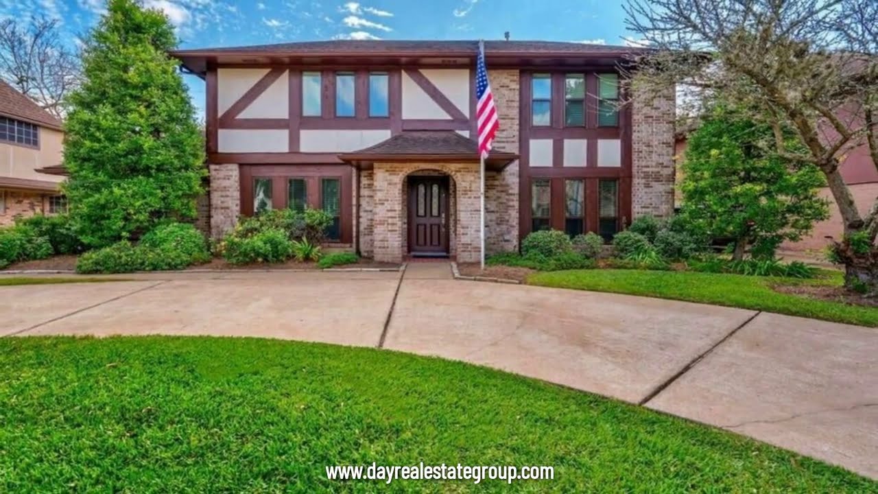 Price Reduced! 2710 Raintree Drive YouTube