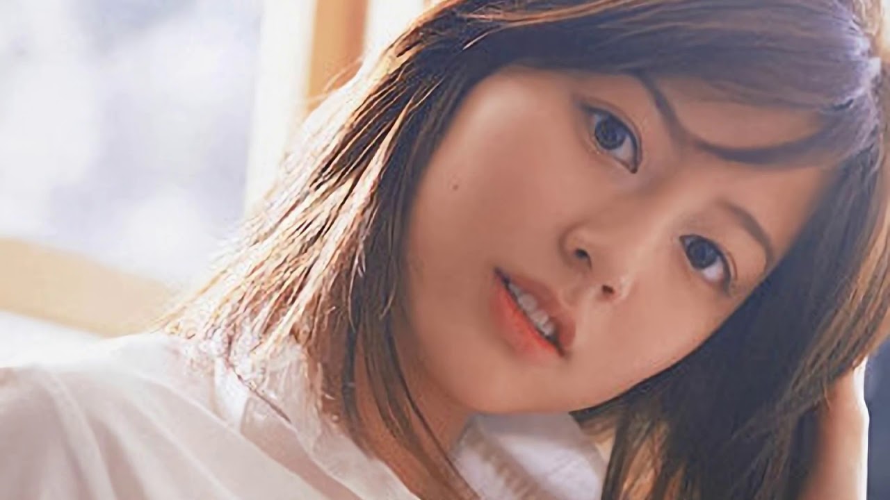 岬めぐり 荻野目洋子 Chords Chordify