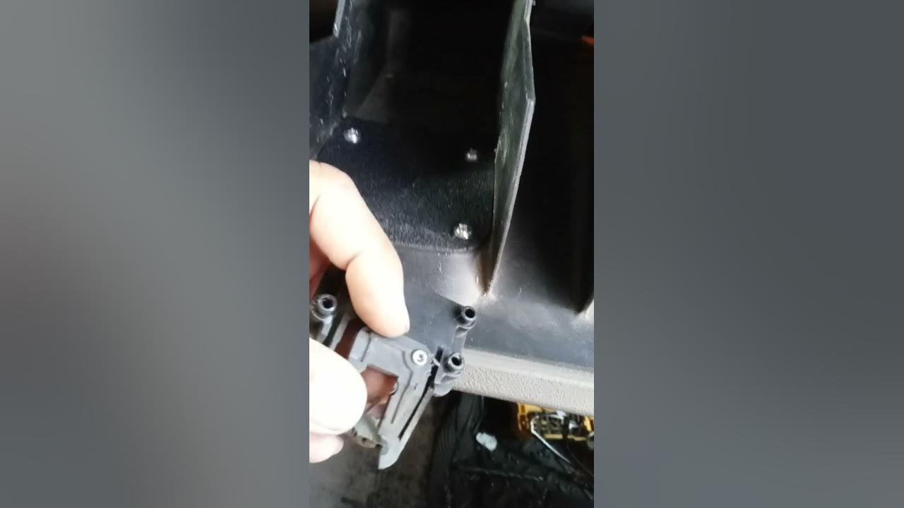 99-06-chevy-silverado-glove-box-latch-replacement-youtube