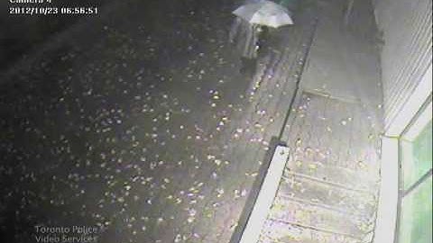 Surveillance video of Suspect & Victim in Ontario St Cabbagetown Toronto Murder