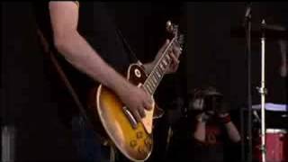 Shed Seven - Chasing Rainbows (T In The Park 2008) chords