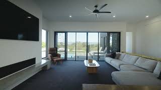 Private Acreage Luxury, Moments from the Heart of Warragul