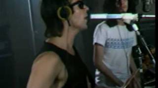 Charly Garcia- Cerca de la revolucion- Estudios 1984 chords
